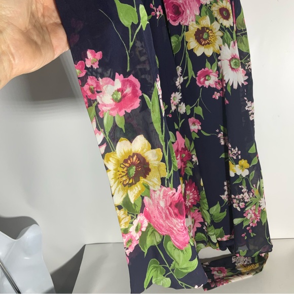 R & K Navy Blue Floral Fit & Flare Maxi w/Keyhole Front, Hidden Zipper & Tie, 12 - Picture 10 of 16